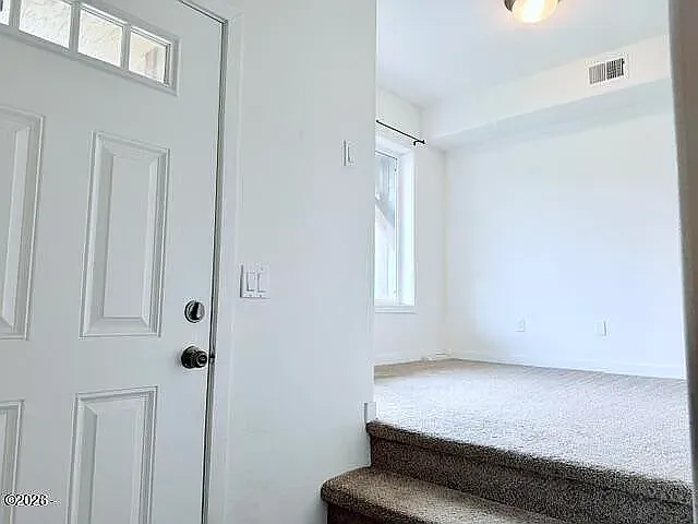 475 SE 35th St #E27 — Photo 23