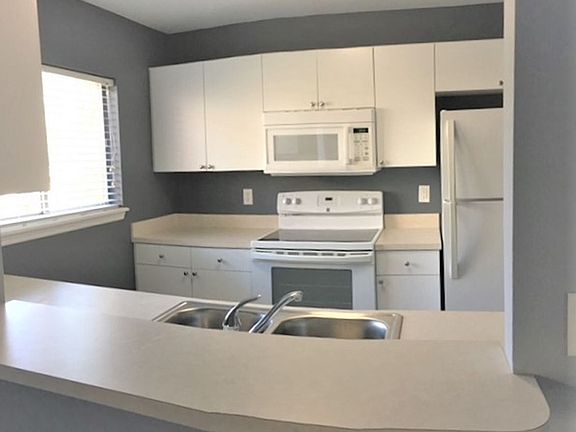 4th image of 1853 Toucan Way Unit 1206