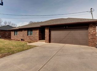 3431 N Farm Rd 171, Springfield, MO 65803