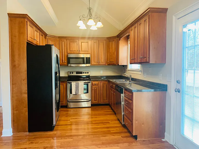 1791 Sterling Oaks Ln — Photo 11