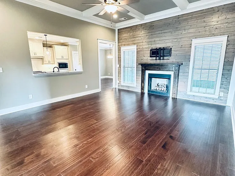 102 Twisted Laurel Ln — Photo 22