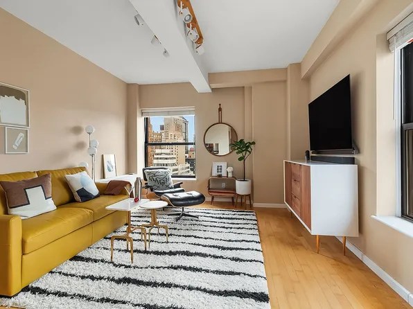 20 West St APT 36E, New York, NY 10004