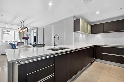 17001 Collins Ave #CU-3402 Photo 1 17001 Collins Ave #CU-3402 Photo 1