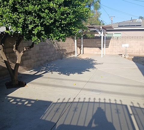 5th image of 344 N Lilac Ave