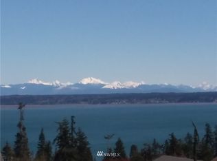 1018 Shamrock Ln, Camano Island, WA