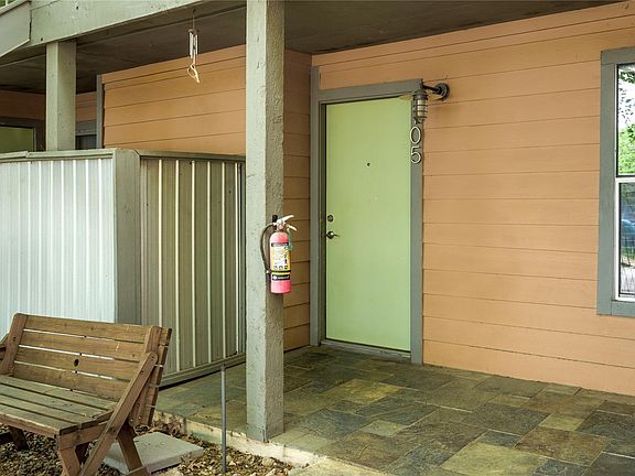 2nd image of 3204 Menchaca Rd #105