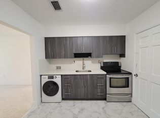 137 NW 42nd St, Miami, FL 33127