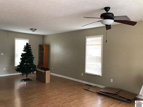5th image of 501 E Shepardson St