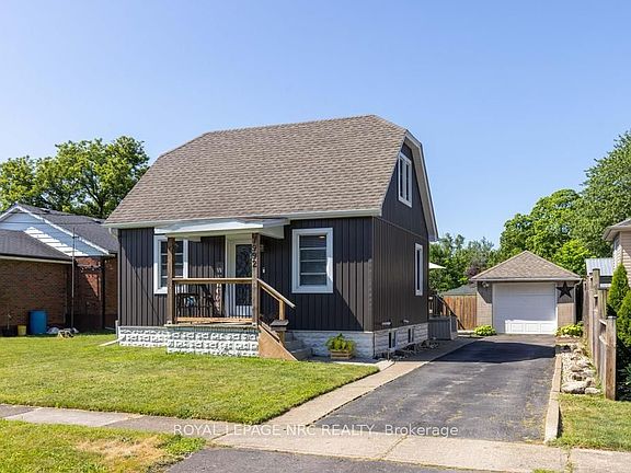 2nd image of 7992 Peter St