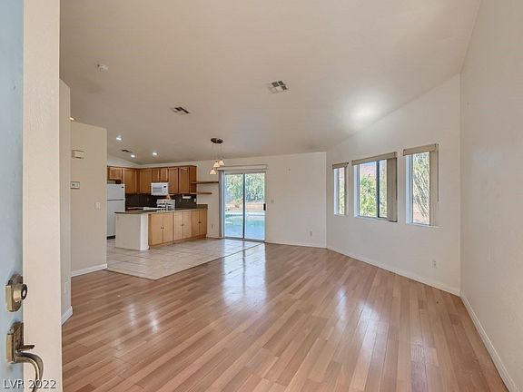 5th image of 6121 Dogwood Falls Ct #0