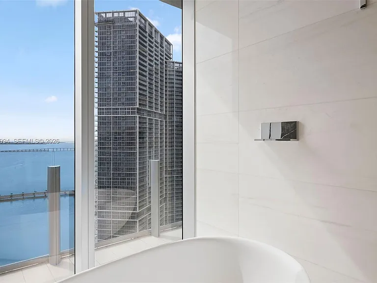 300 Biscayne Boulevard Way #3404C — Photo 24