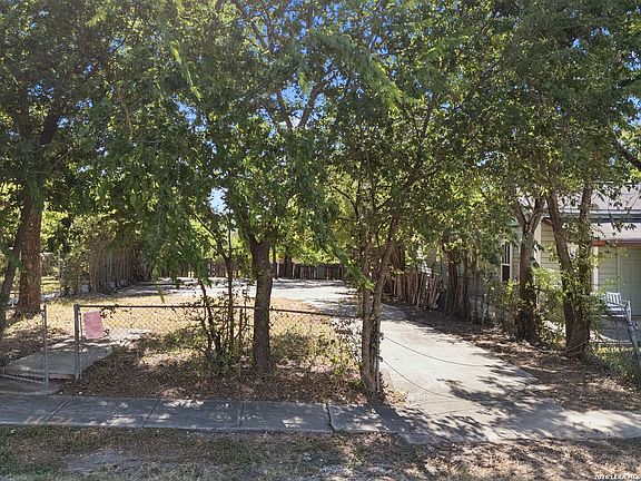 4th image of 1121 N Olive Street LOT 15