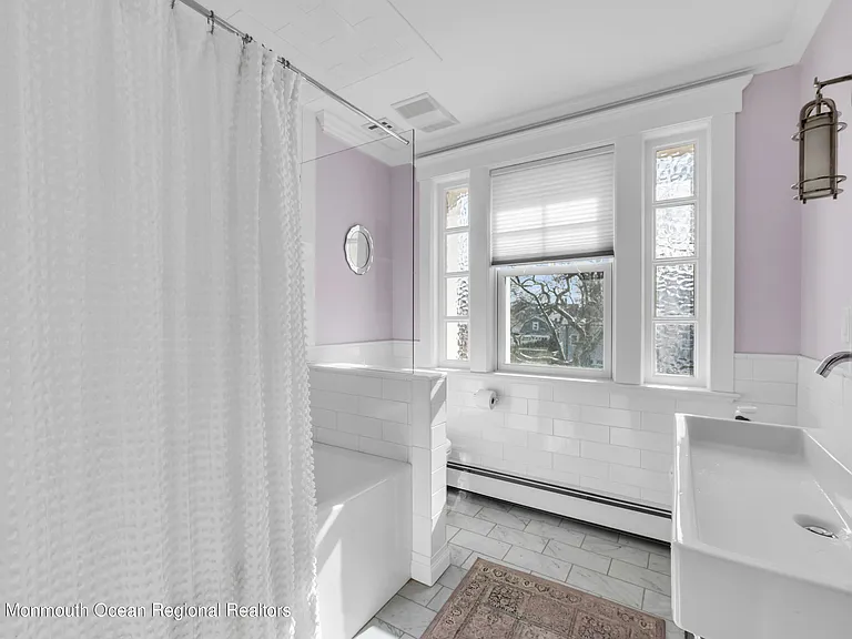 118 Madison Ave — Photo 17