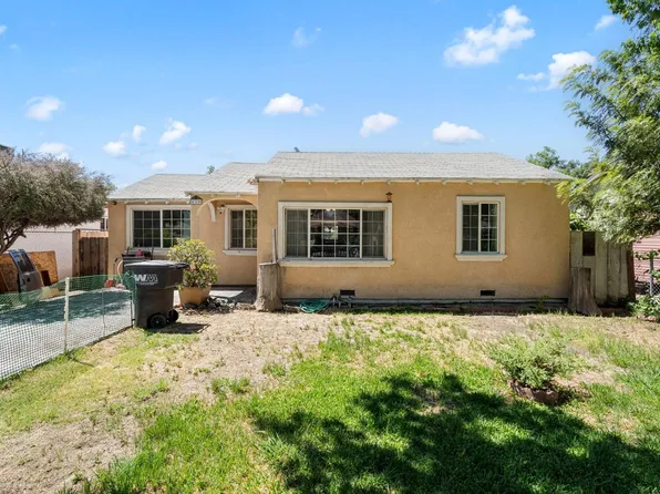 425 Oak Street, Modesto, CA 95351