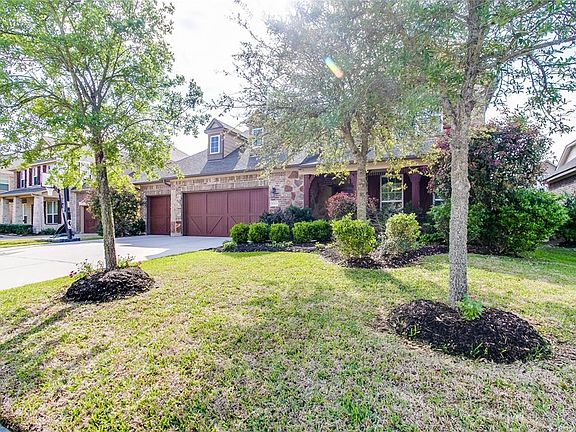 3rd image of 17923 Kathywood Dr