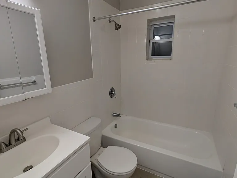 225 River Rd — Photo 6