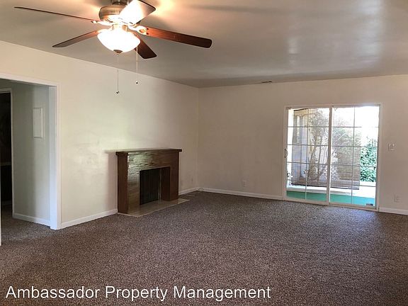 4th image of 5655 Pickering Ave