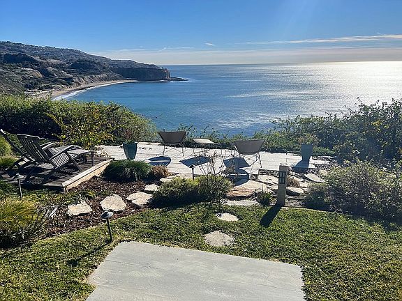 2nd image of 30 Sea Cove Dr