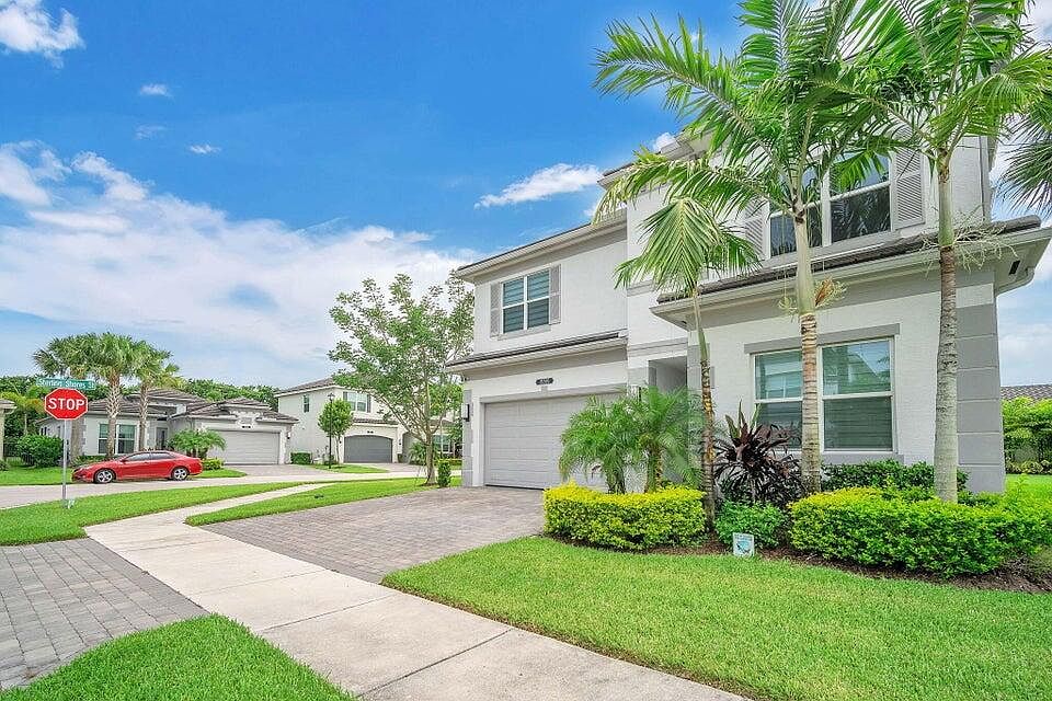 1st image of 15395 Green River Court
