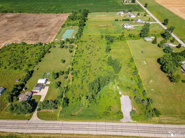 5000 S Adrian Hwy, Adrian, MI 49221