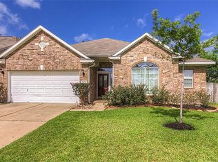 17619 Towne Bridge Dr, Tomball, TX 77377
