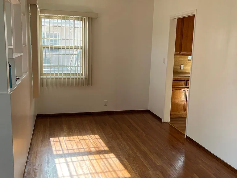 10563 Emery St — Photo 10