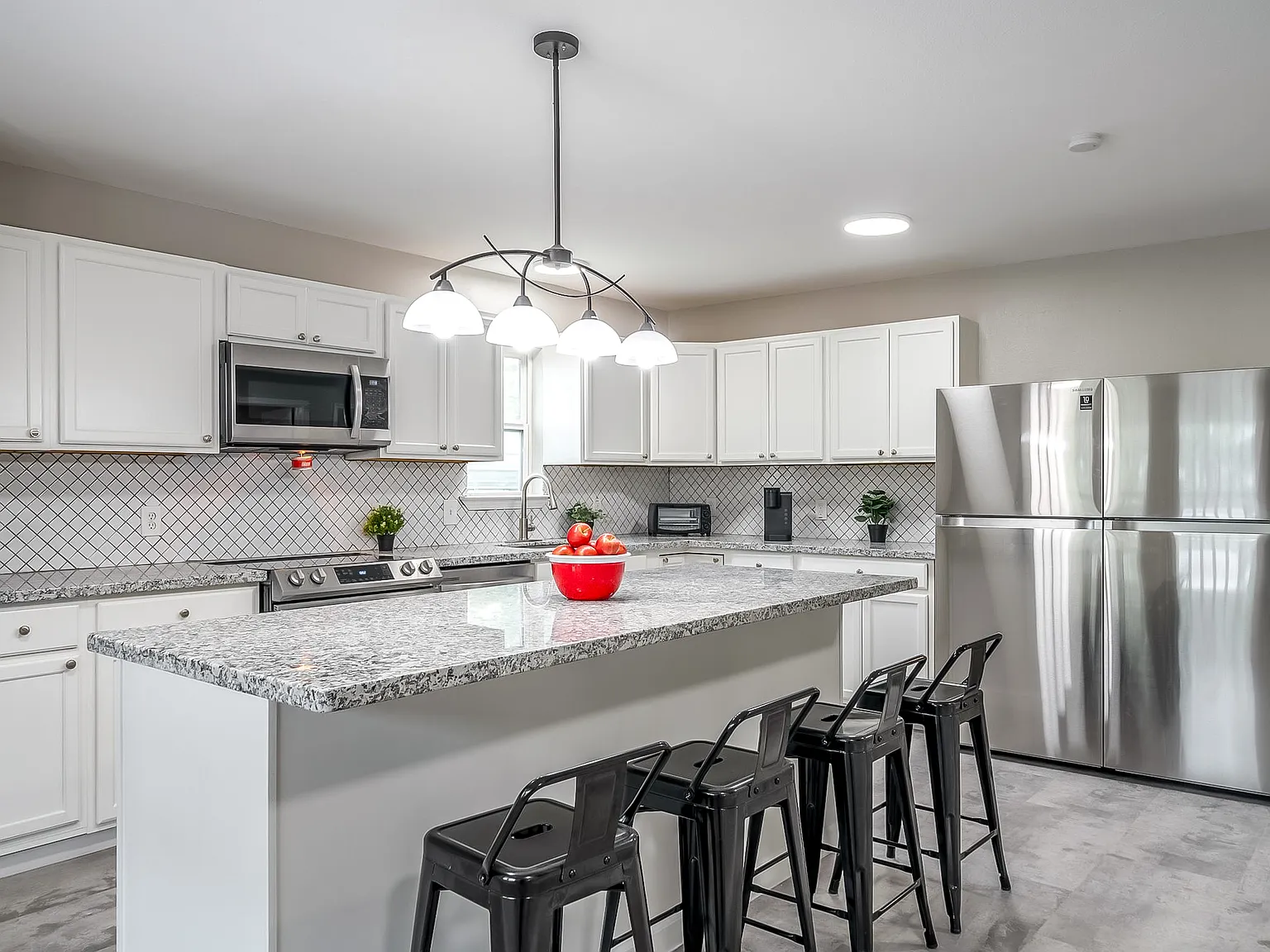 4 bed, 3.0 bath, 1728 sqft, $685 — Photo 4