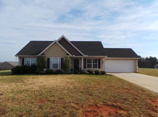 169 Oak Brook Ln, Gaffney, SC 29341