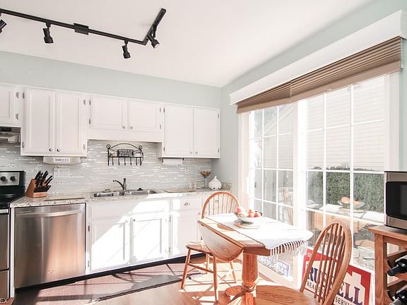 4th image of 117 Sturbridge Dr
