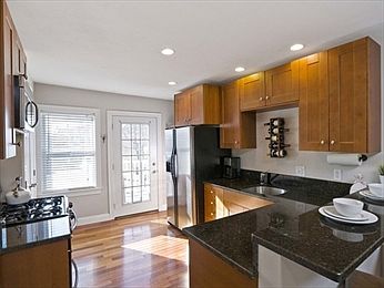 3rd image of 161 Emerson St #3L