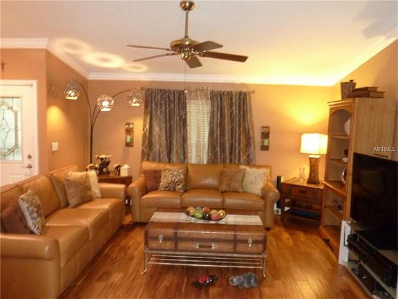 4th image of 1409 Foxboro Dr