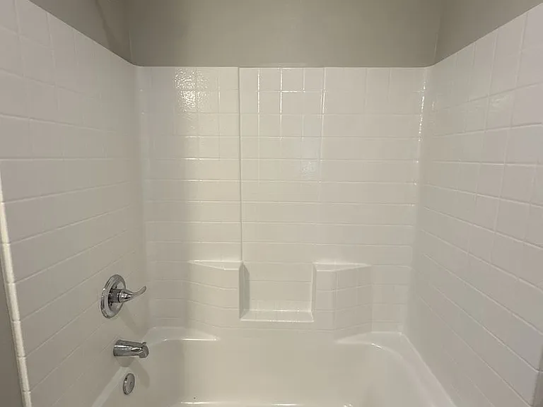 518 S Summit St #101-103 — Photo 14