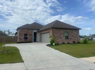 39410 Waycross Ave, Prairieville, LA 70769