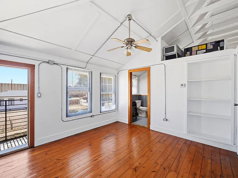 127 Clay St #2 — Photo 12