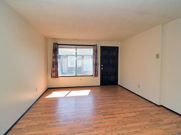 4th image of 2631-2639 SE 119th Ave #2631