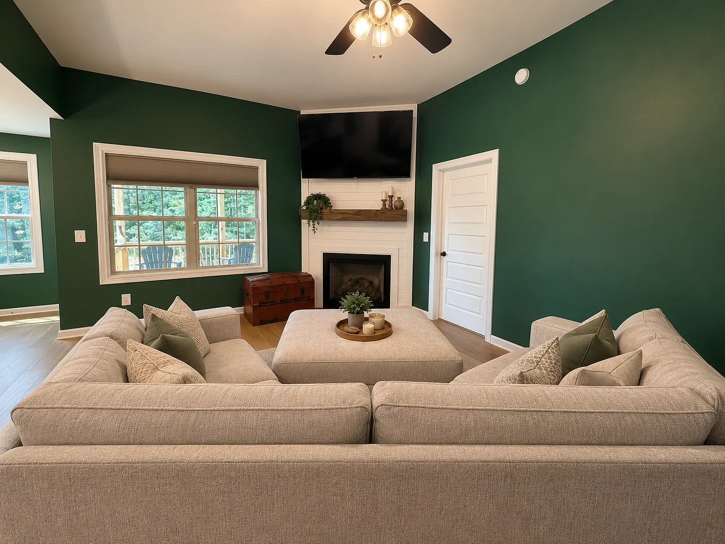 3 bed, 1225 sqft, $1,950 — Photo 4