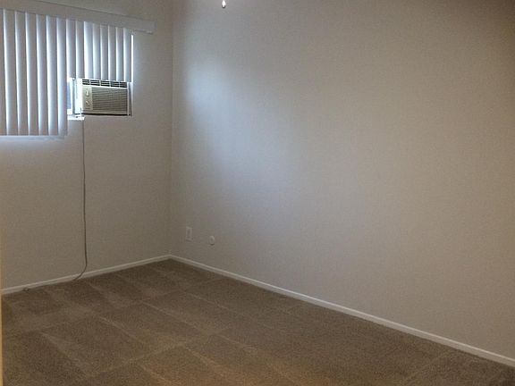 3rd image of 4411 Ventura Canyon Ave APT 204