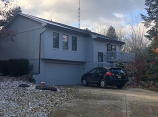 5717 Lake Pleasant Rd, North Branch, MI 48461