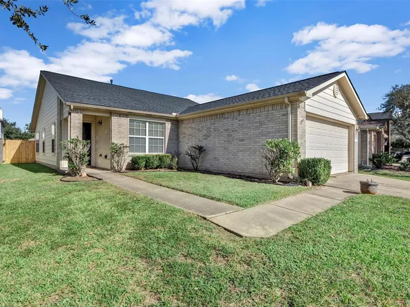 20538 Double Meadows Dr, Cypress, TX 77433