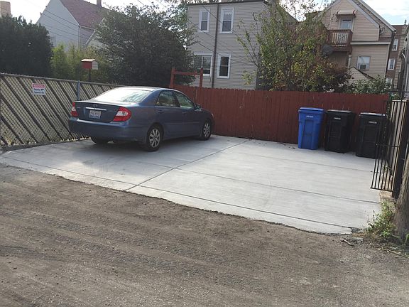 2nd image of 2438 W Diversey Ave #2