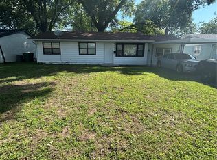 1161 Smith St, Cahokia, IL 62206