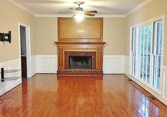2nd image of 3952 Windrose Ct