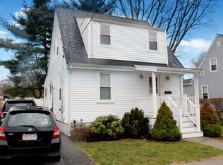 53 5th Ave, Quincy, MA 02169