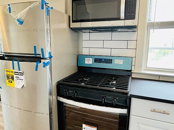 2nd image of 4211 N Linder Ave #2