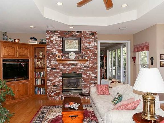 5th image of 18198 Wallis Dr