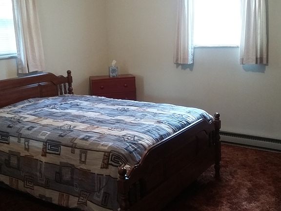3rd image of 512 Patricia Dr