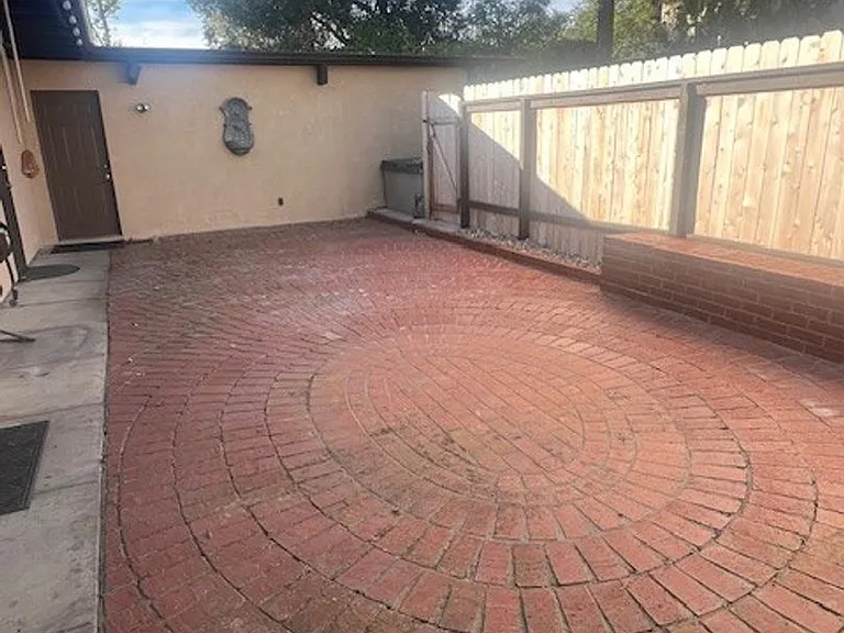 645 Roskilde Rd — Photo 32