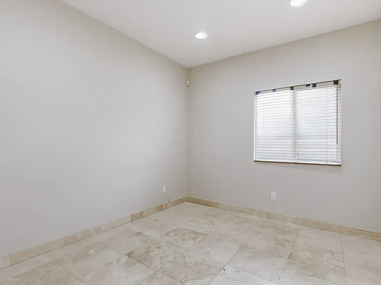 5187 Knollwood Way — Photo 15