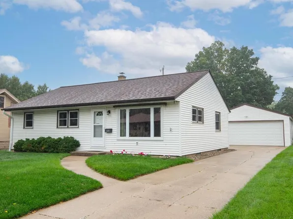 2526 S 83rd STREET, West Allis, WI 53219