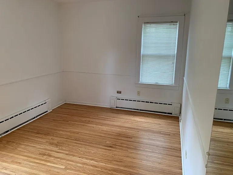 4200 Brookside Ave — Photo 12